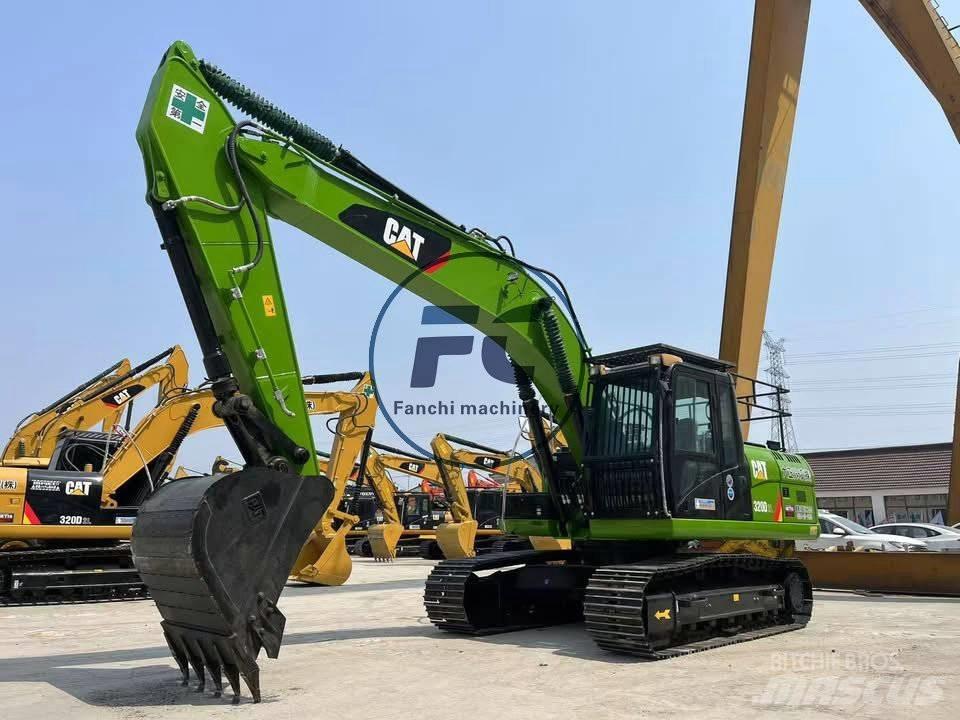 CAT 320 D 2 대형 굴삭기 29톤 이상