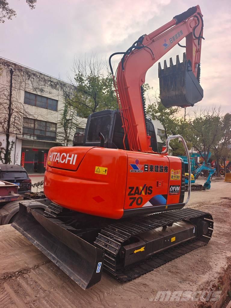 Hitachi Zaxis 70 대형 굴삭기 29톤 이상