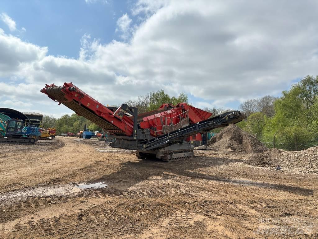 Terex Finlay 883 이동식 선별기