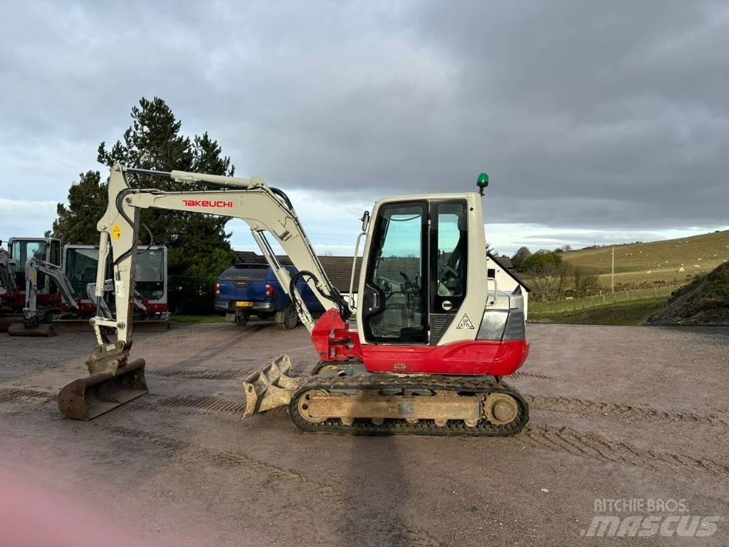 Takeuchi TB 250 소형 굴삭기 7톤 미만