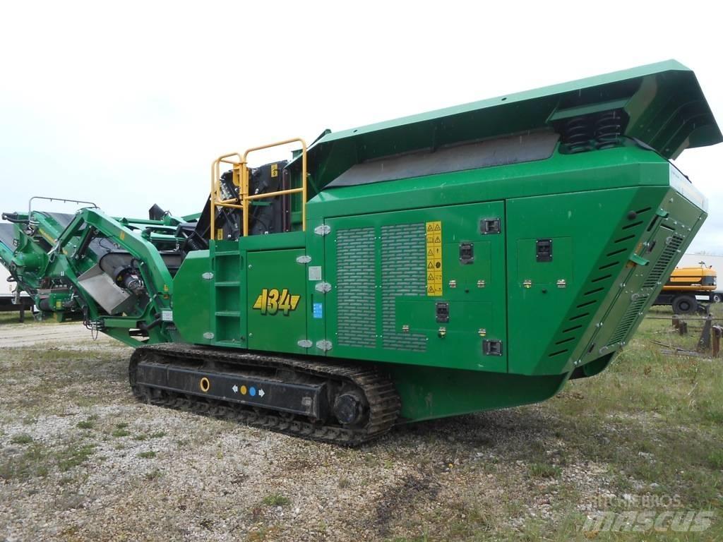 McCloskey R 134 이동식 분쇄기