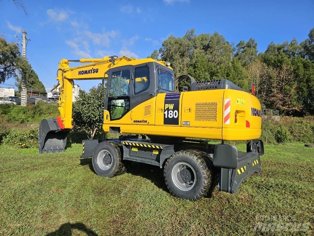 Komatsu PW 180-7  휠 굴삭기