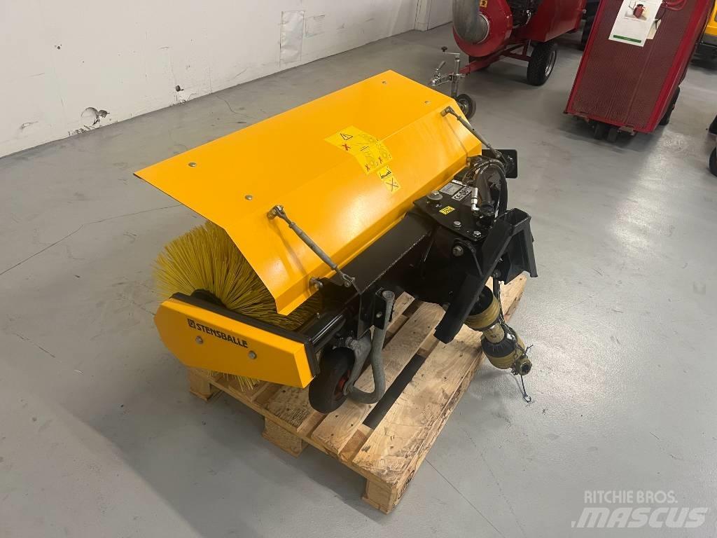 GMR FF 1300 LSA 도로 청소차