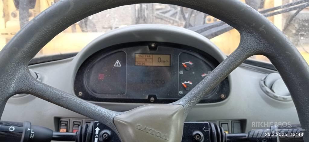 Volvo L 50 D  휠로우더