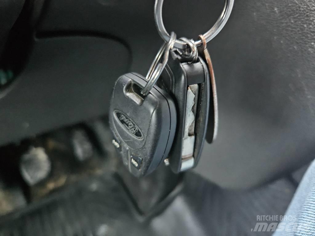Ford Transit 패널 화물차