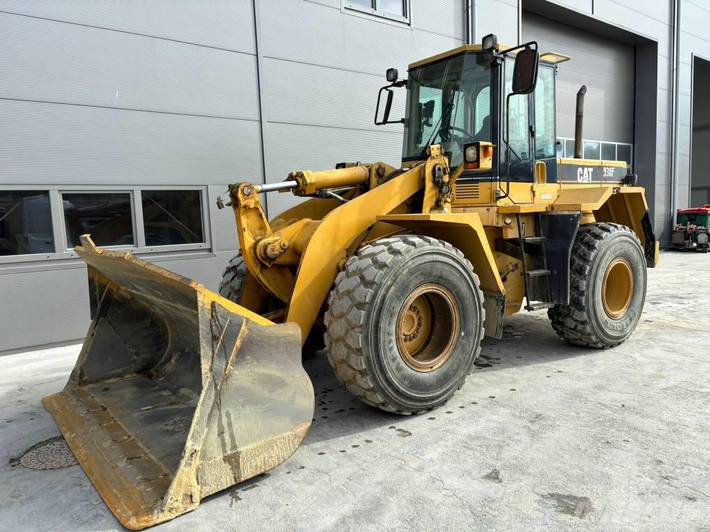 CAT 938F  휠로우더