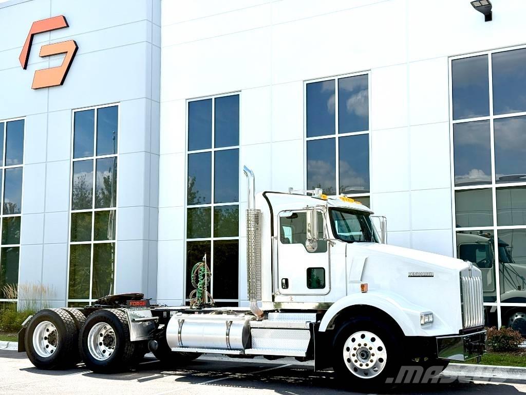 Kenworth T 800 트랙터 유닛