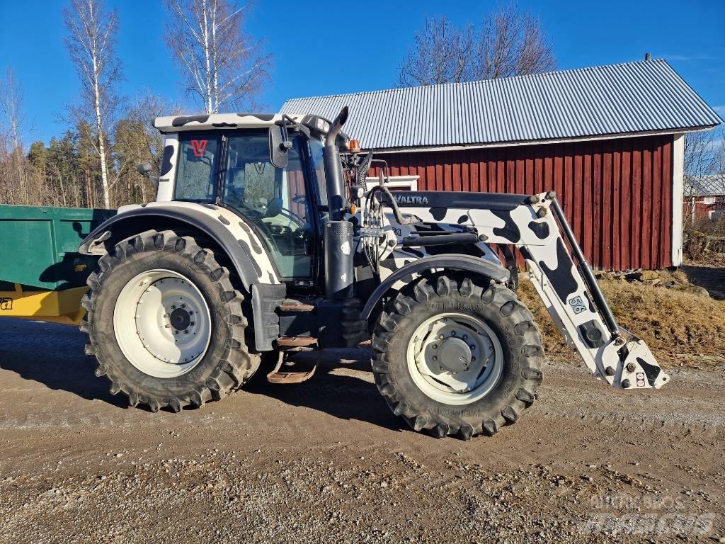 Valtra N 163 트랙터