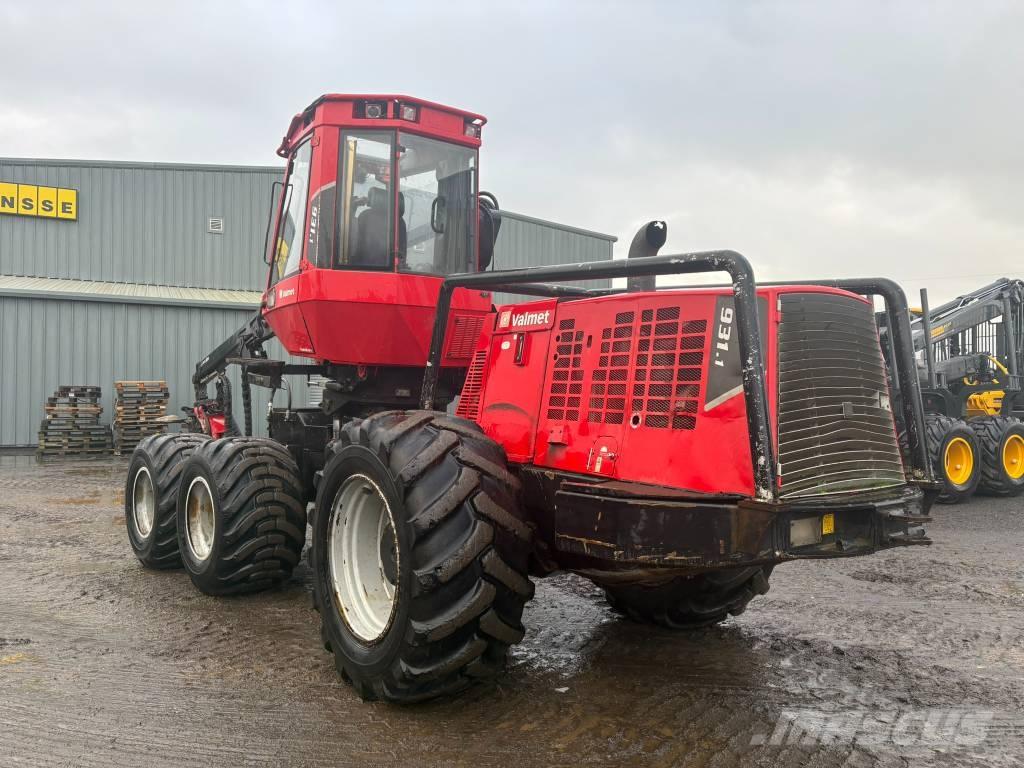 Valmet 931 원목 하베스터