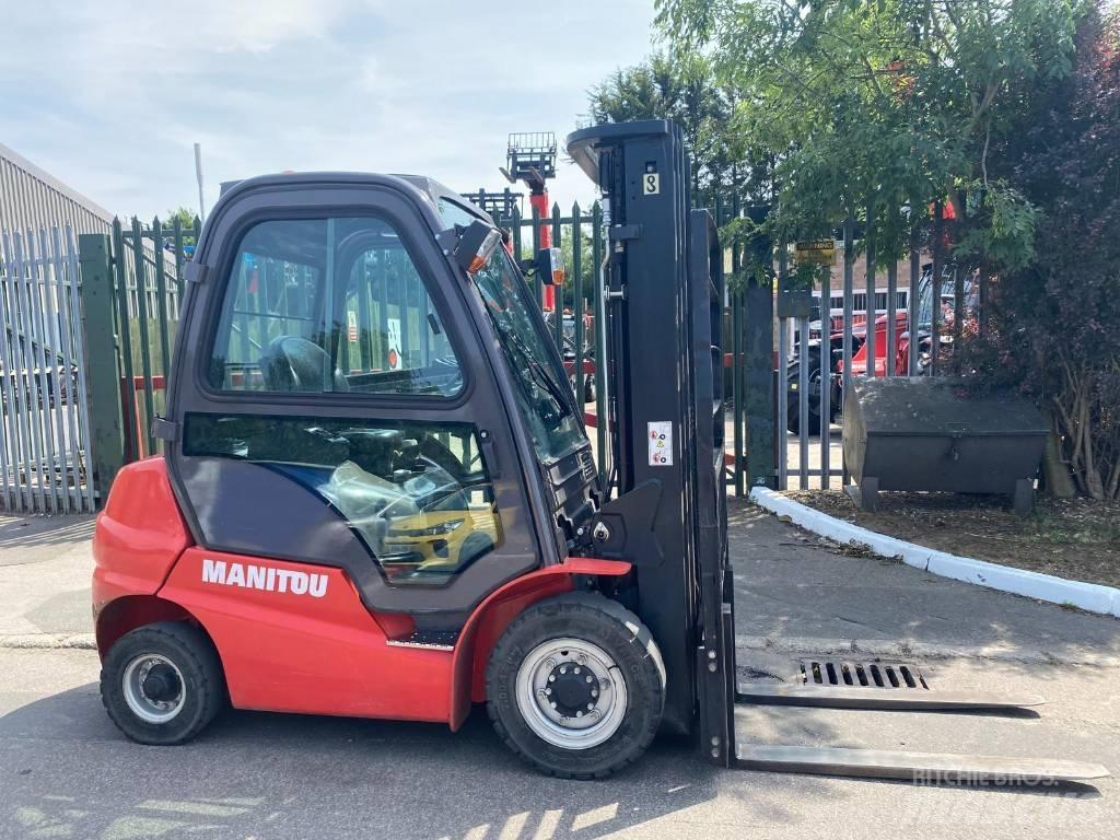 Manitou Mi25D 디젤 지게차