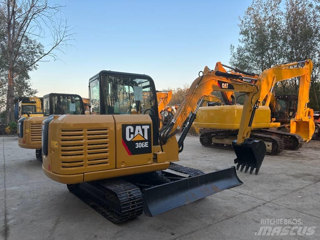 CAT 306E 대형 굴삭기 29톤 이상
