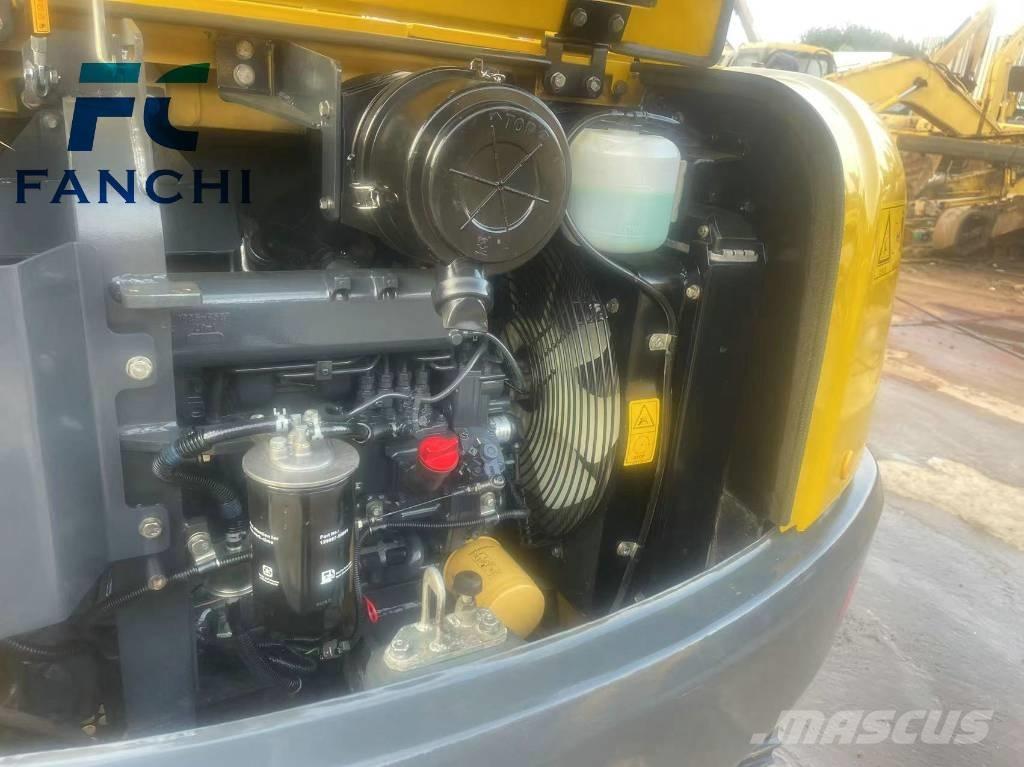 Komatsu PC 56 소형 굴삭기 7톤 미만