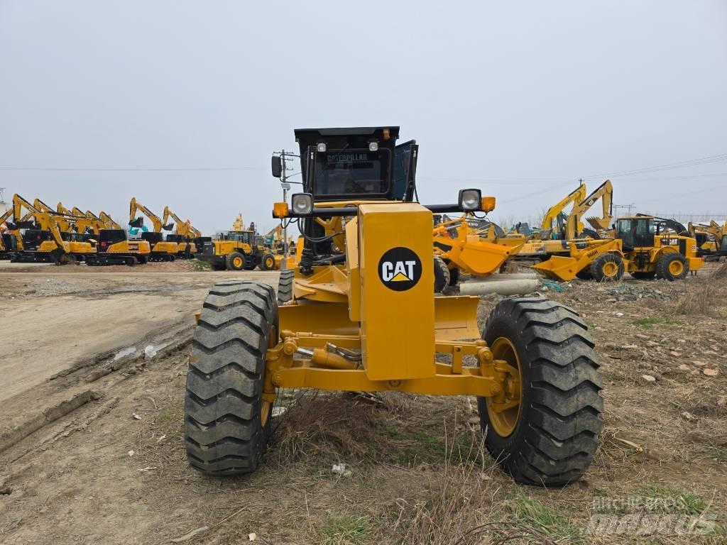 CAT 140 K 그레이더