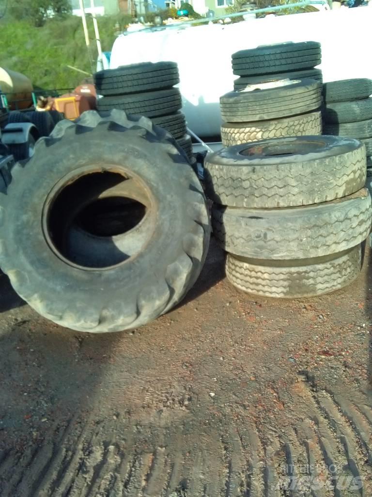  INDUSTRIAL TIRES 타이어, 휠 및 림