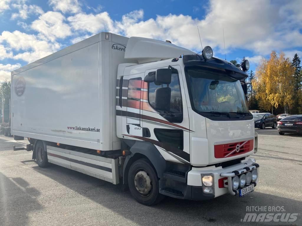 Volvo FL 탑차 트럭