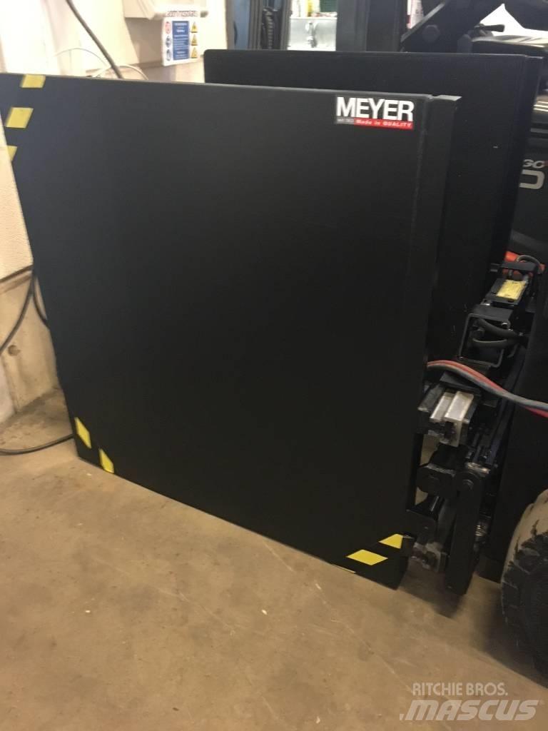 Meyer 3-0302N 기타 클램프