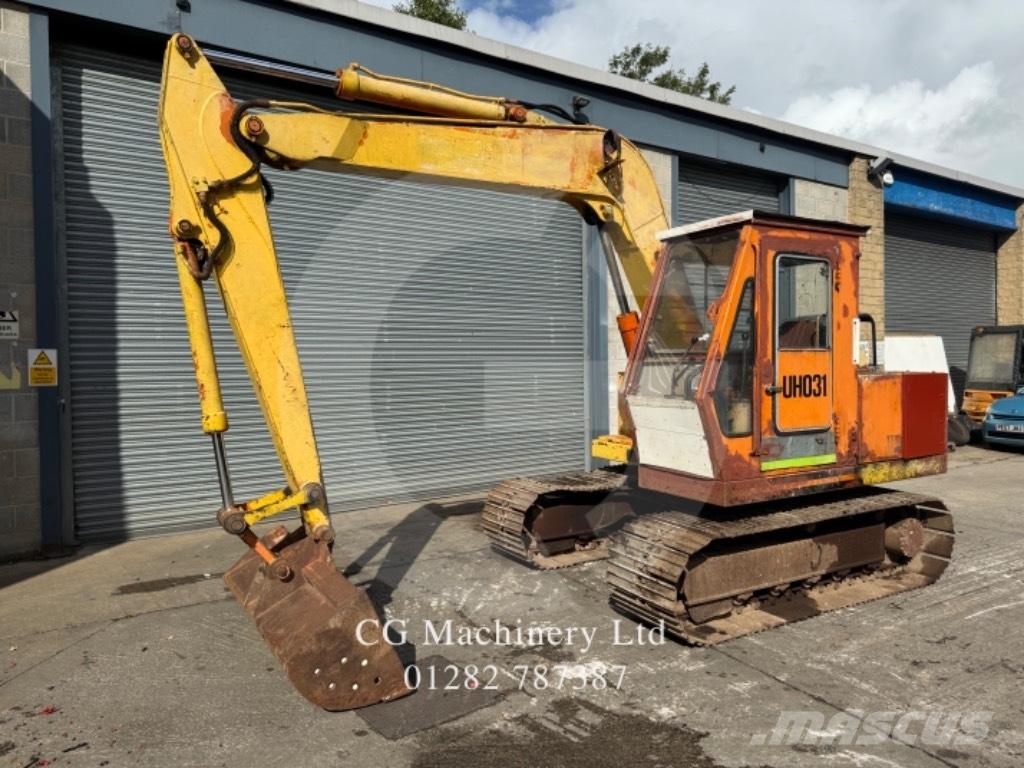 Hitachi UH031 대형 굴삭기 29톤 이상
