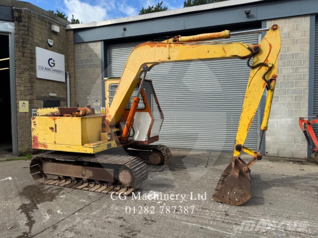 Hitachi UH031 대형 굴삭기 29톤 이상