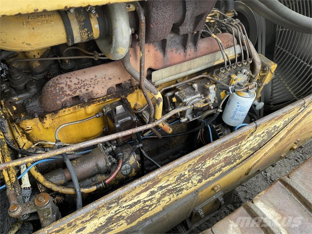 CAT D6D 크롤러 도저