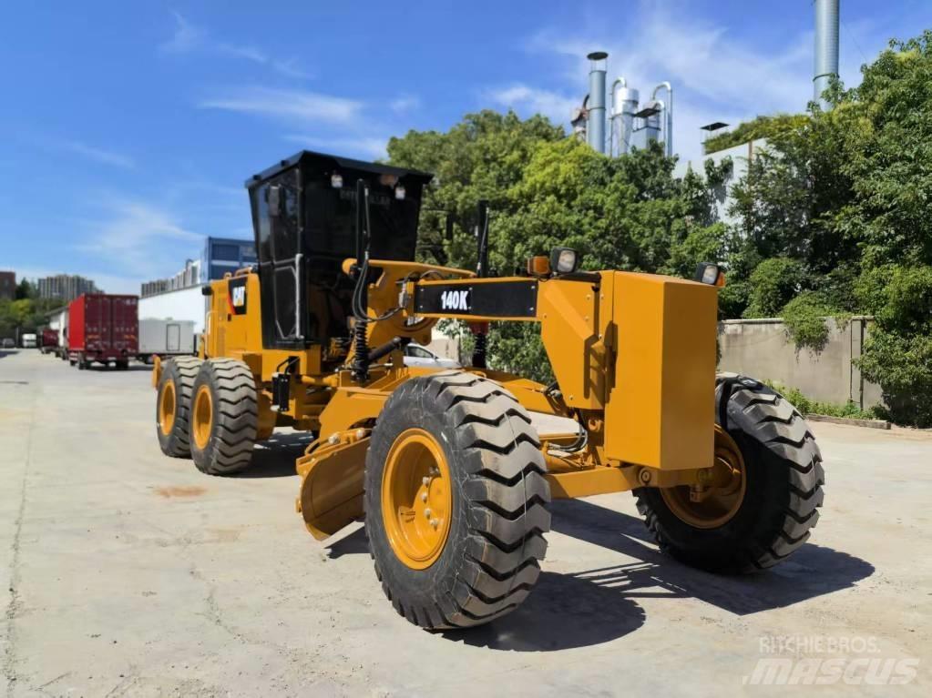 CAT 140 K 그레이더