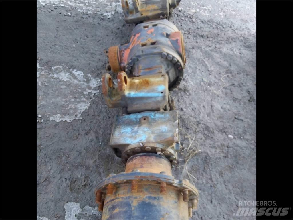 Valmet 890 트랜스미션