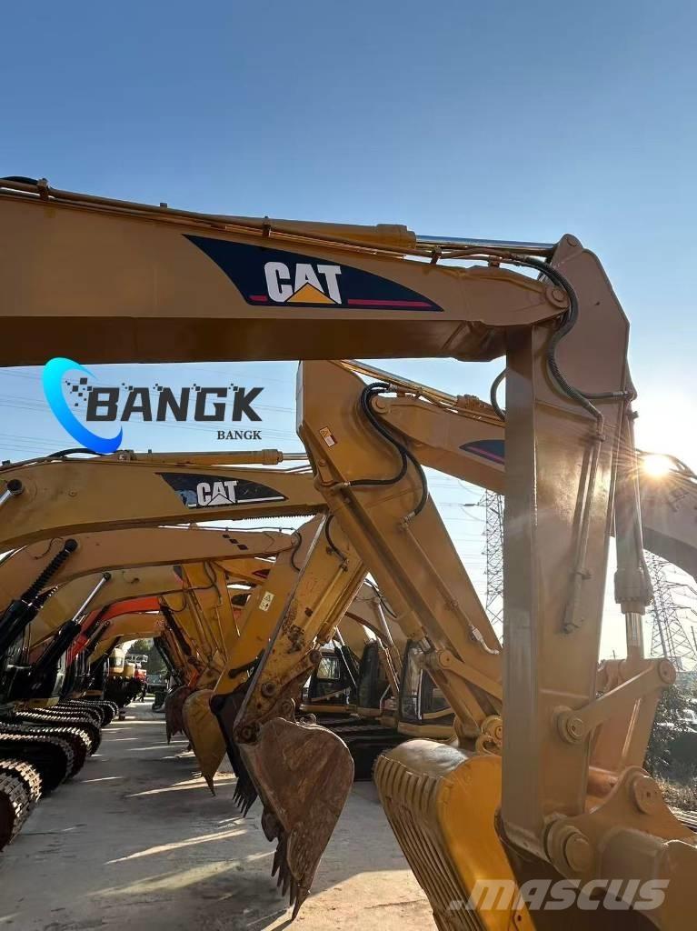 CAT 320 B 대형 굴삭기 29톤 이상