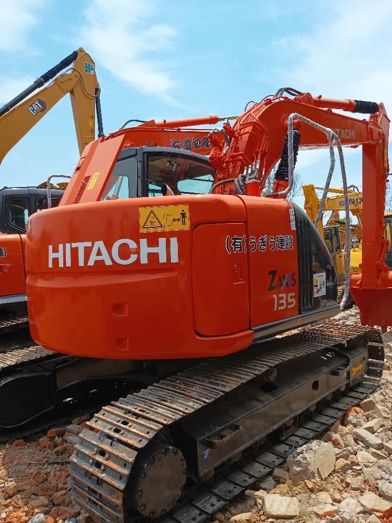 Hitachi ZX 135 U-5 대형 굴삭기 29톤 이상