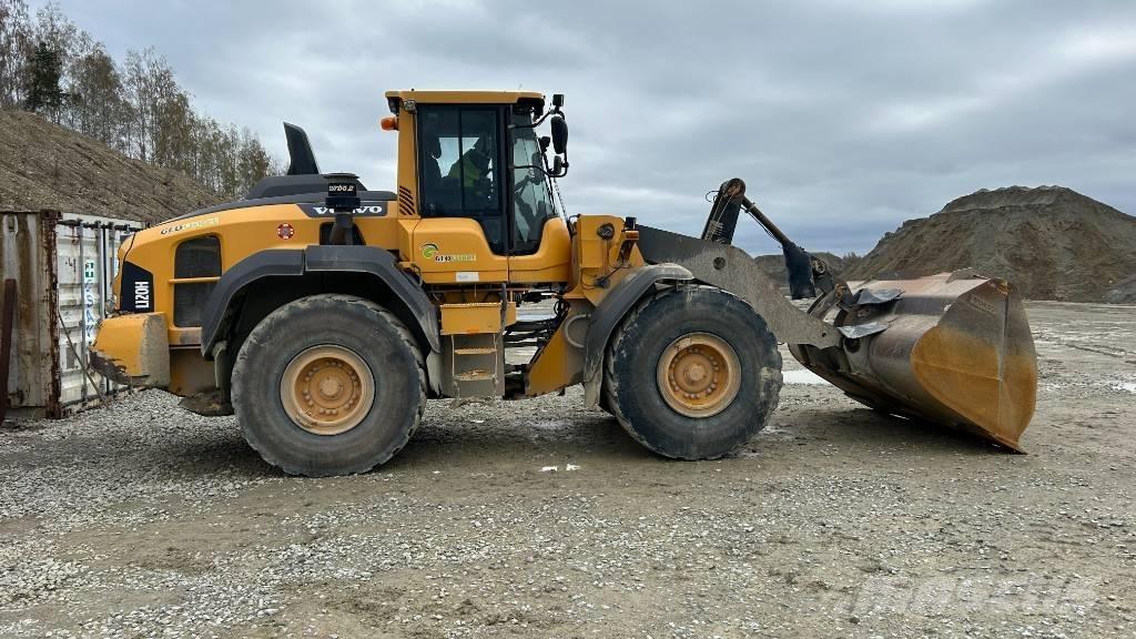 Volvo L 120 H  휠로우더