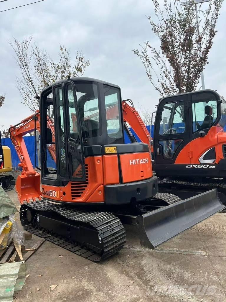 Hitachi ZX 50 대형 굴삭기 29톤 이상