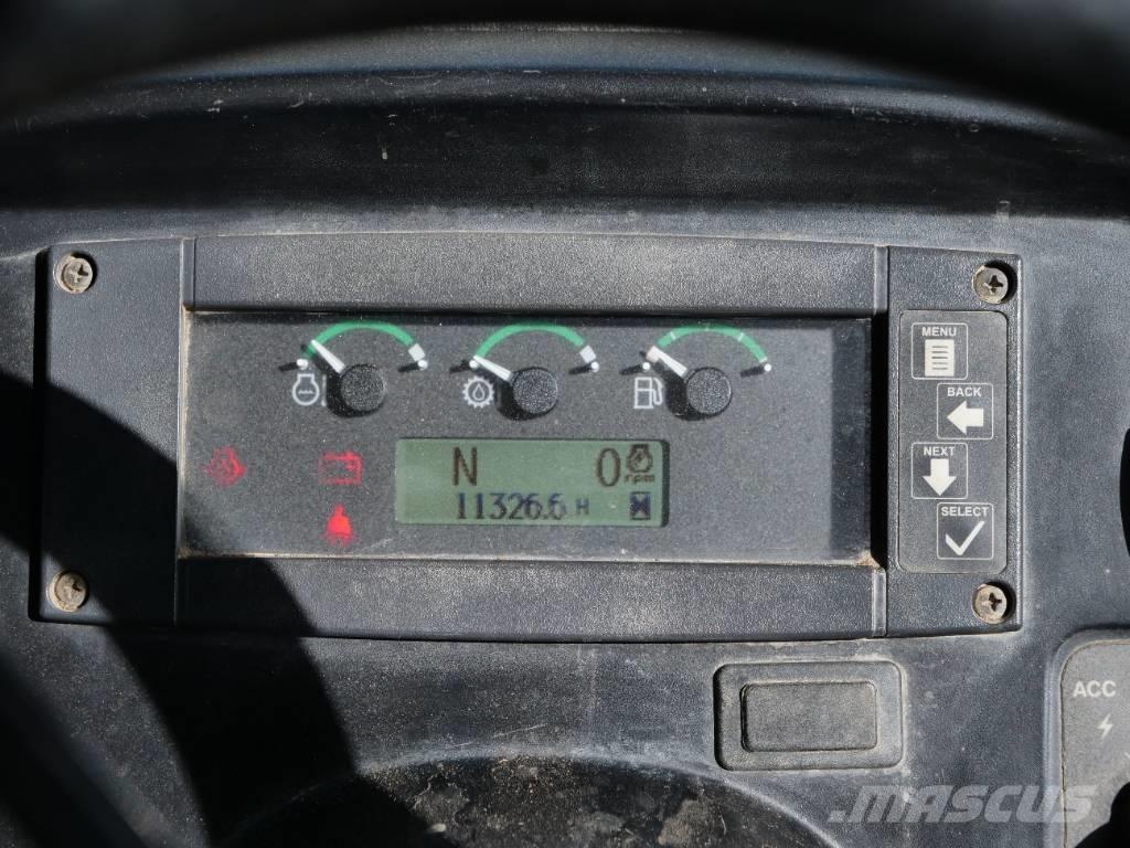 John Deere 540 G III 목재스키더