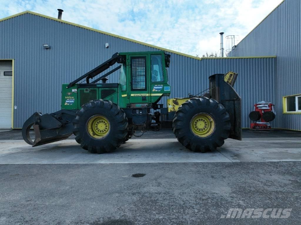 John Deere 540 G III 목재스키더