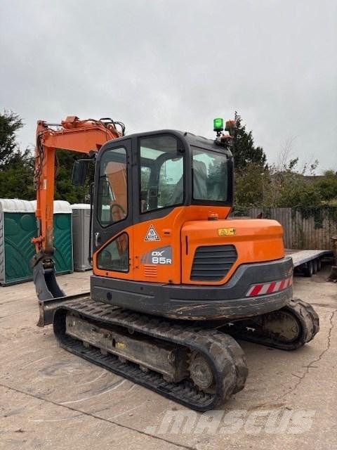 Doosan DX 85 R-3 중형굴삭기 7톤-28톤