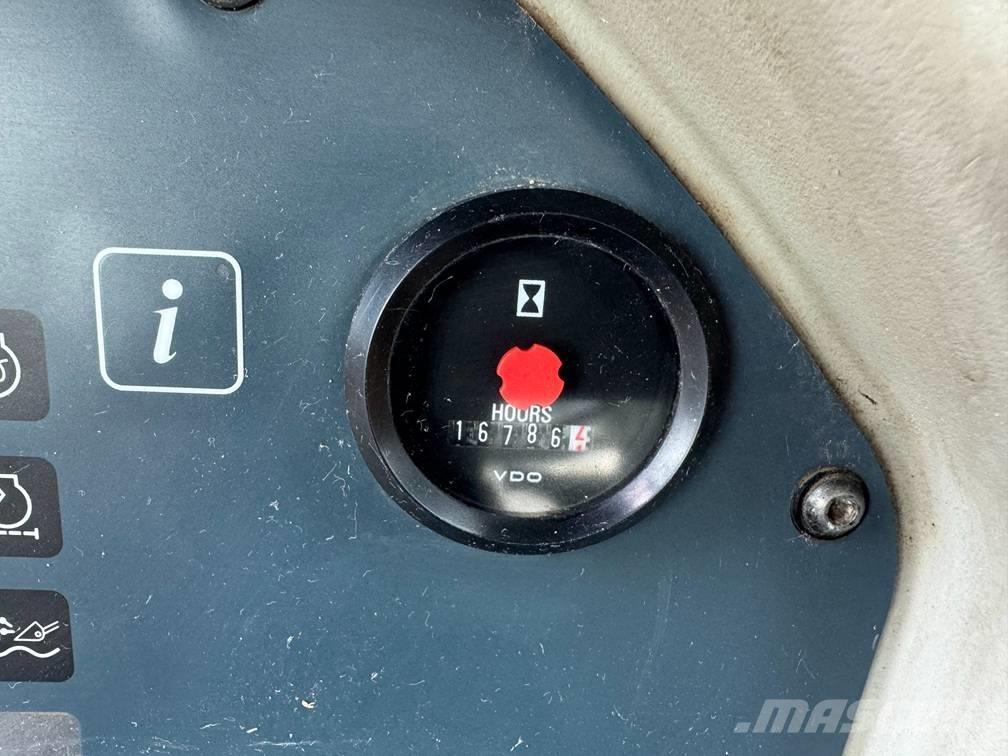 Liebherr PR 734 L GP 크롤러 도저