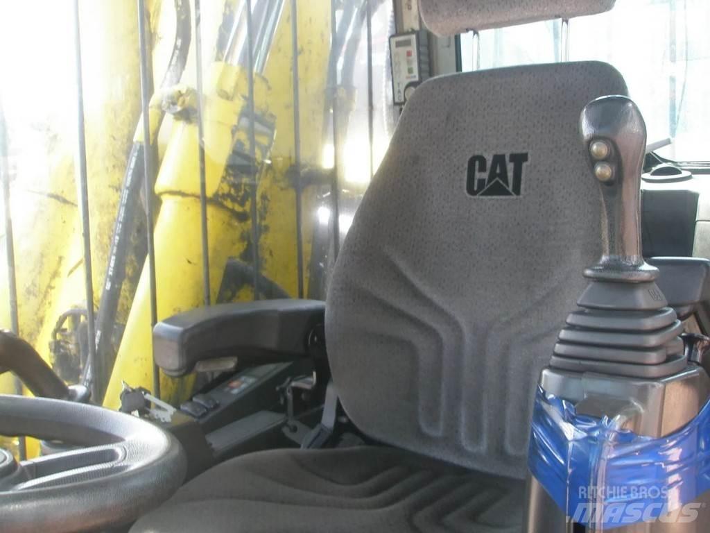 CAT M318F  휠 굴삭기