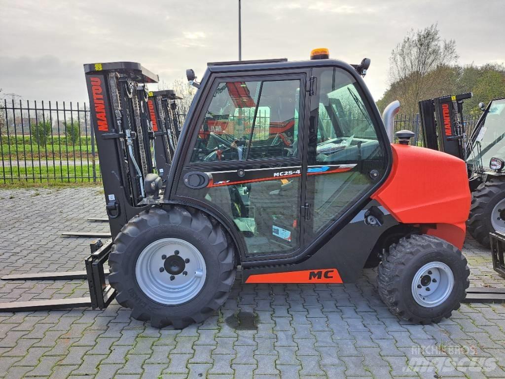 Manitou MC 25-4 디젤 지게차