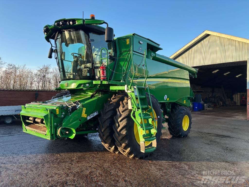 John Deere T670I 4WD 콤바인 수확기