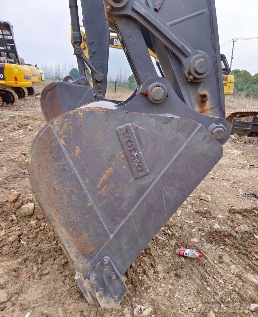 Volvo EC290 대형 굴삭기 29톤 이상