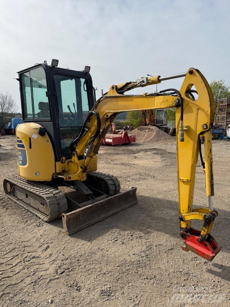Komatsu PC 26 MR 소형 굴삭기 7톤 미만