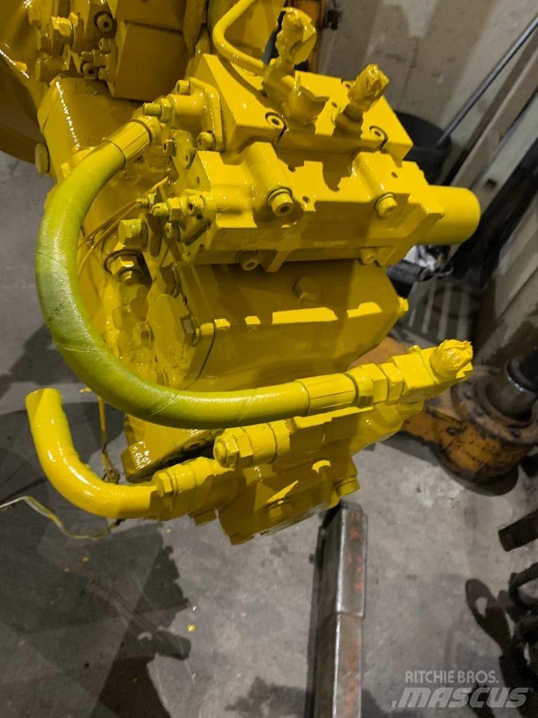 Komatsu PC240-3 유압식 기계