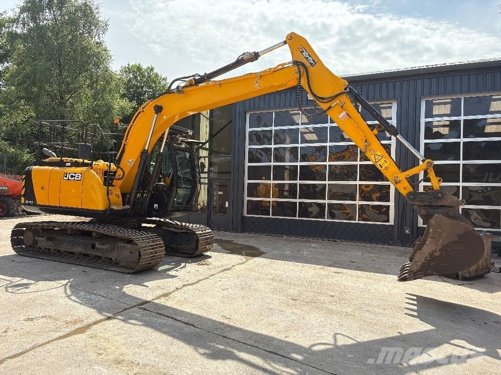 JCB JS 131 대형 굴삭기 29톤 이상