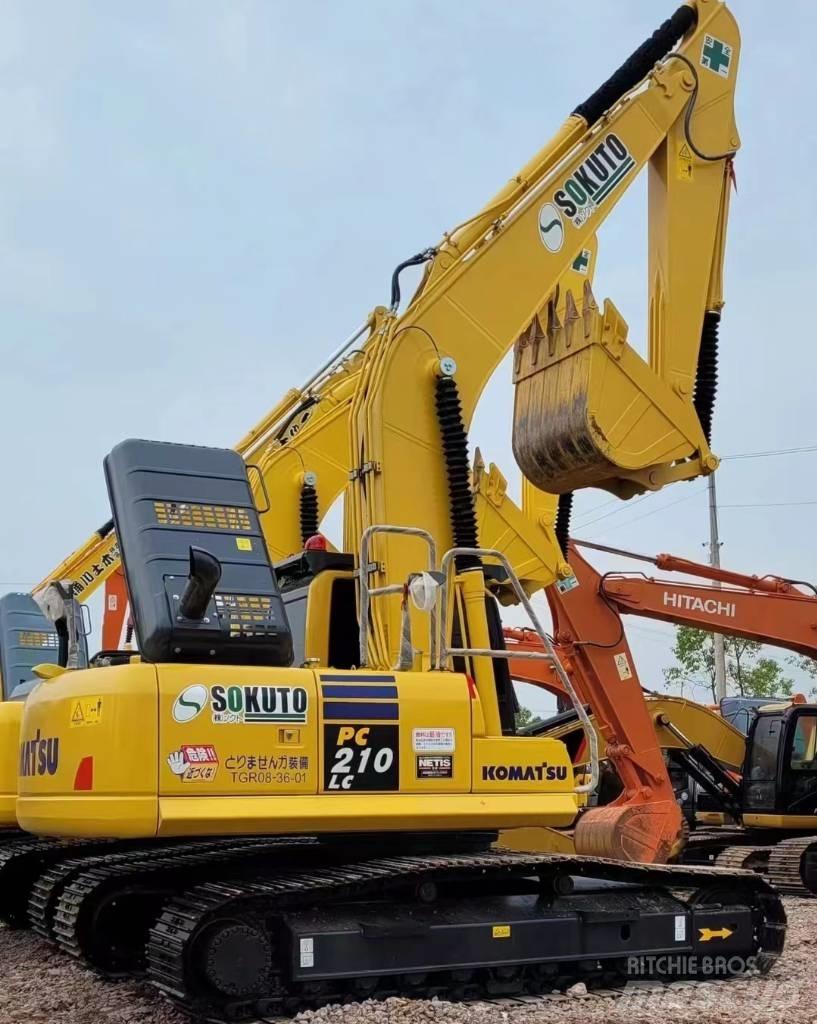 Komatsu 210LC-8 대형 굴삭기 29톤 이상