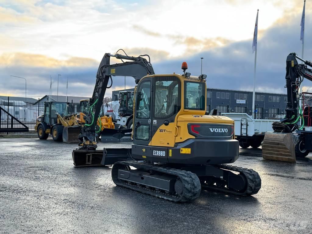 Volvo ECR 88 D 중형굴삭기 7톤-28톤