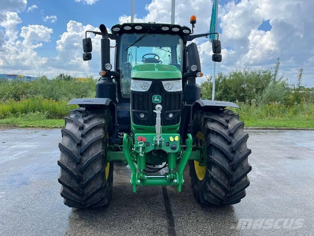 John Deere 6230 R 트랙터