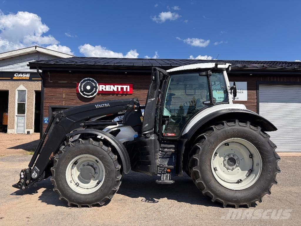 Valtra T 145 Active 트랙터