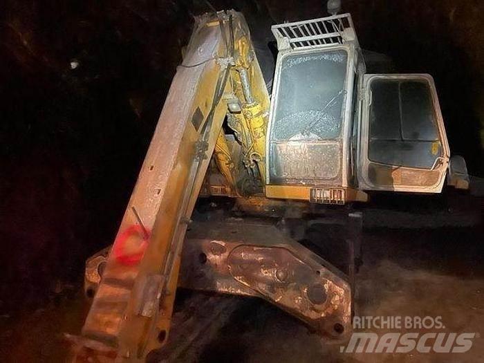 Liebherr A914 특수 굴삭기