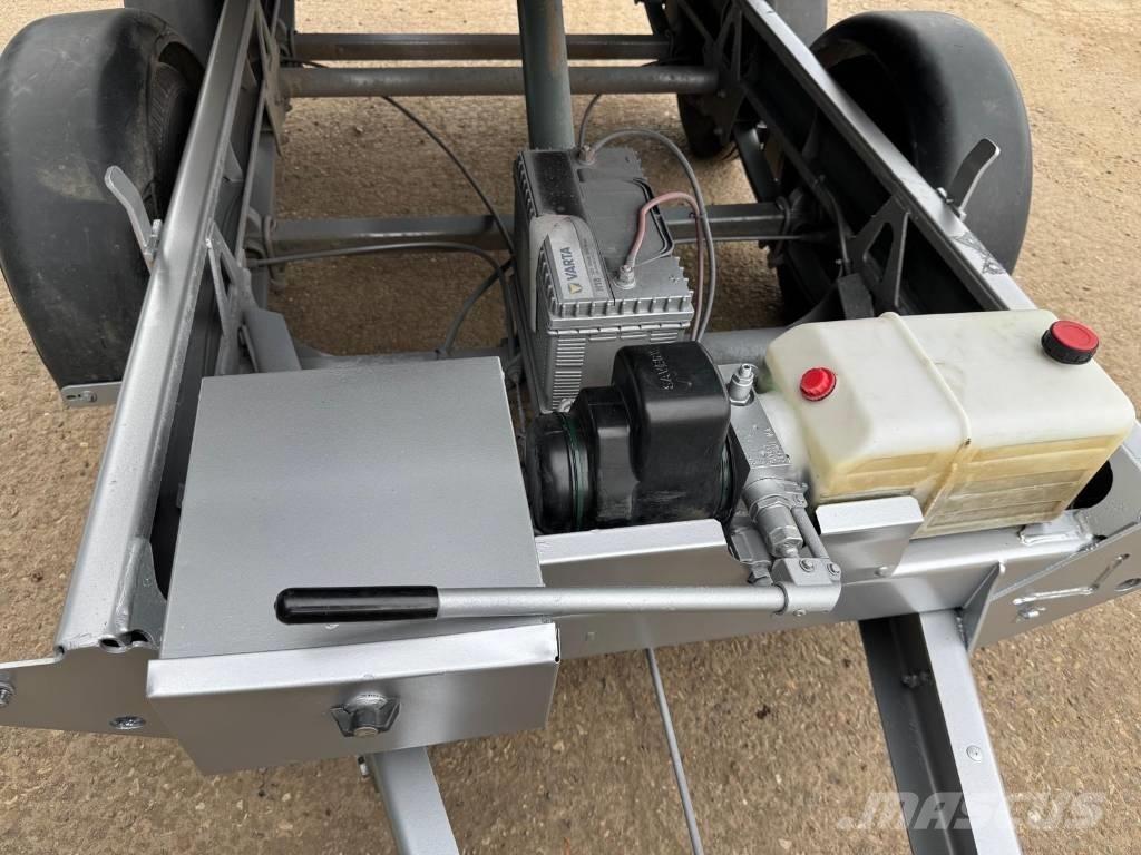 Ifor Williams 8 x 5 티퍼 트레일러