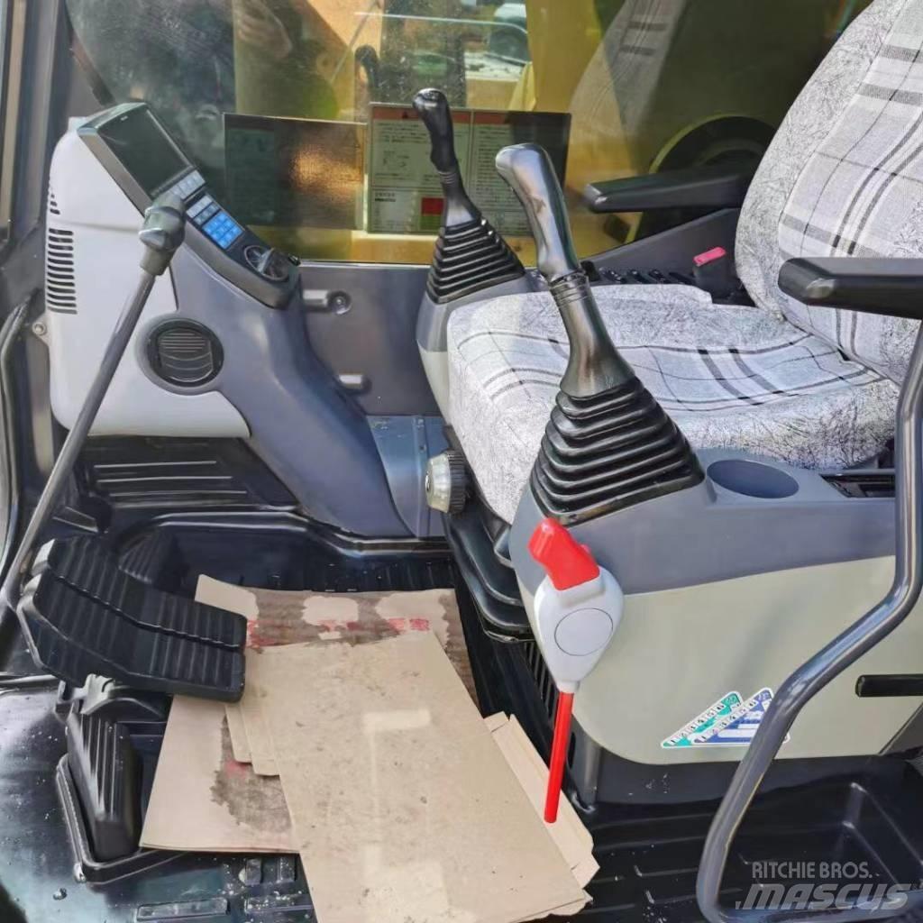 Komatsu 450LC-8 대형 굴삭기 29톤 이상