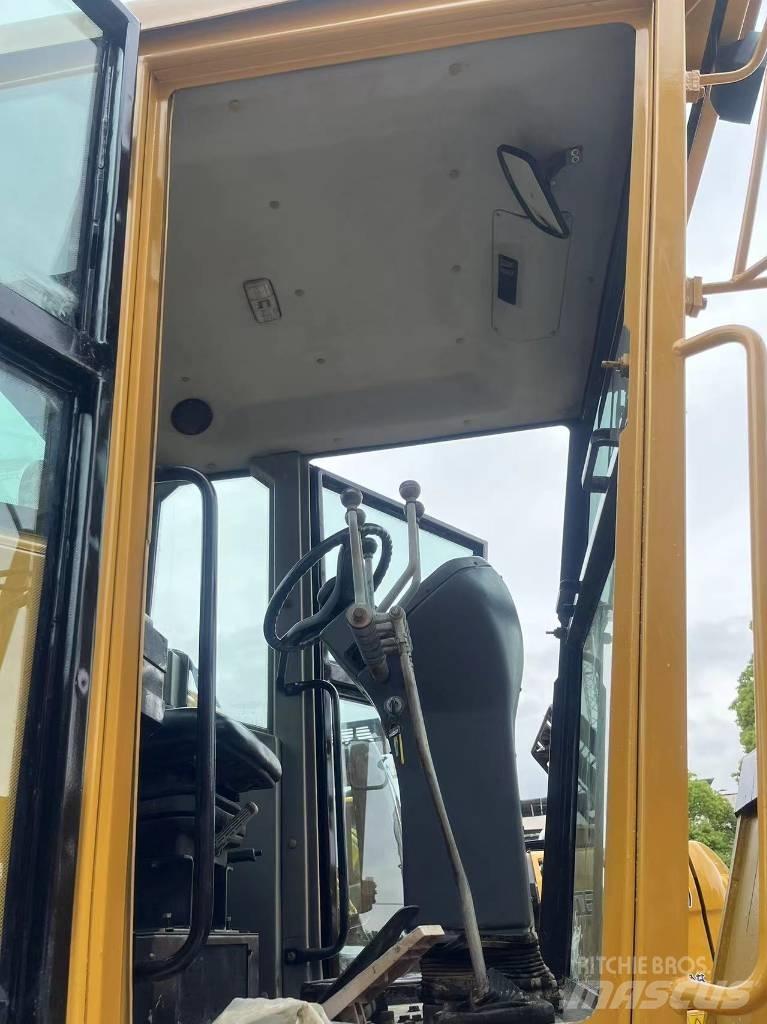 CAT 140 H 그레이더