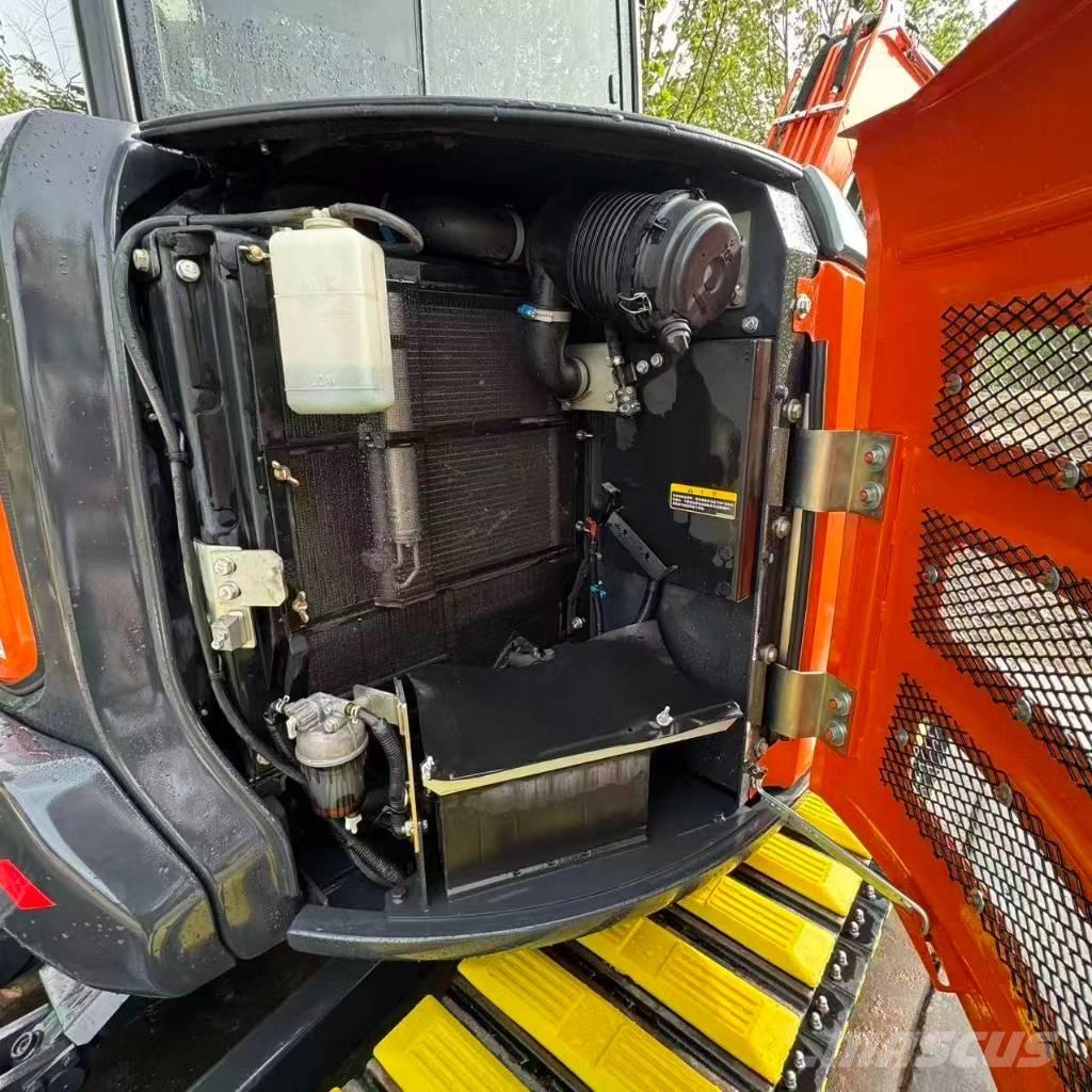 Hitachi ZX 50 USR 소형 굴삭기 7톤 미만