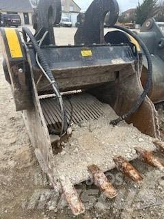 Godet MB BF 120.4 파쇄 버킷